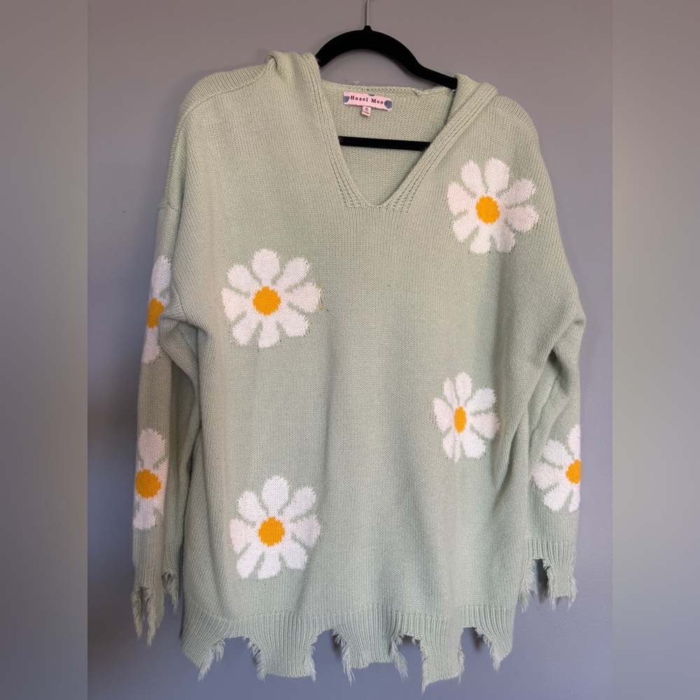 Wild Fable V-Neck Sweater - Light Green with Floral Design